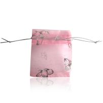 Darčekové vrecúško ružovej farby, motýle
